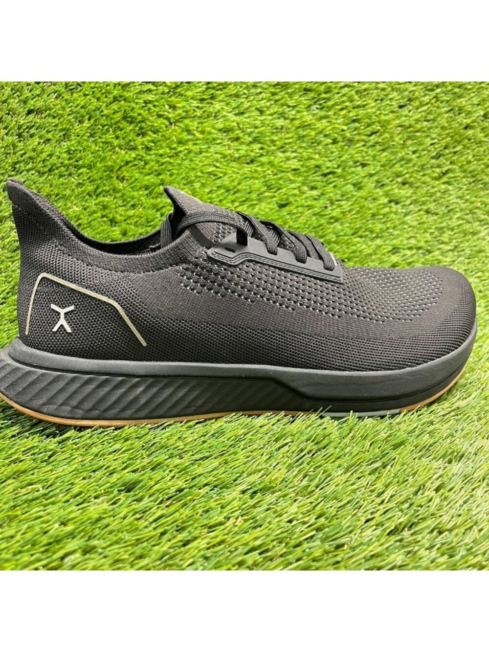 Flux Footwear Adapt Runner Black Gum Mens Size 12.5 Athletic Shoes Sneakers